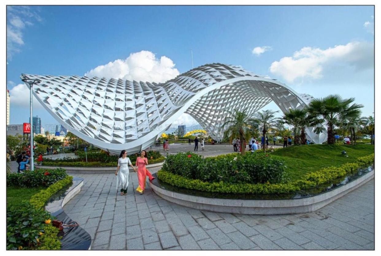 Cong Thuong Hotel Дананг Екстериор снимка